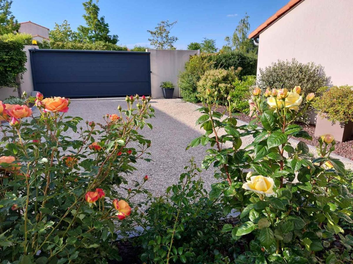 Au Grain D'Orge Villa Echire Exterior foto
